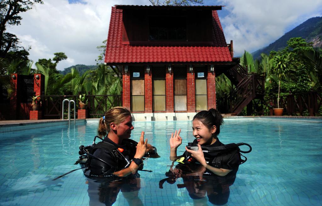 Paya Beach Spa & Dive Resort Kampung Genting Екстер'єр фото